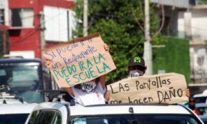 Caravana #ABREmiESCUELA recorre Cancún 